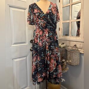 Torrid Floral Short Sleeve V neck High Low Dress Black & Pink 2 Dark‎ Romance